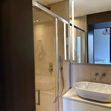 Apartment Riva 22