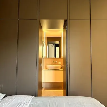Riva 22 Apartment *